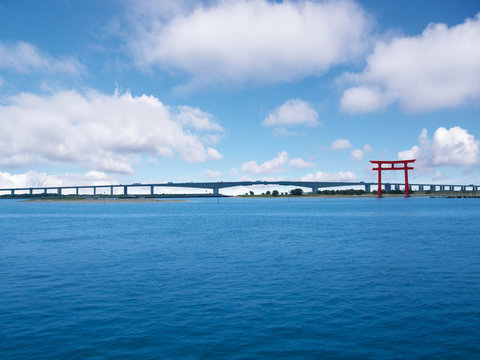画像に alt 属性が指定されていません。ファイル名: %E6%B5%9C%E5%90%8D%E6%B9%96.jpg
